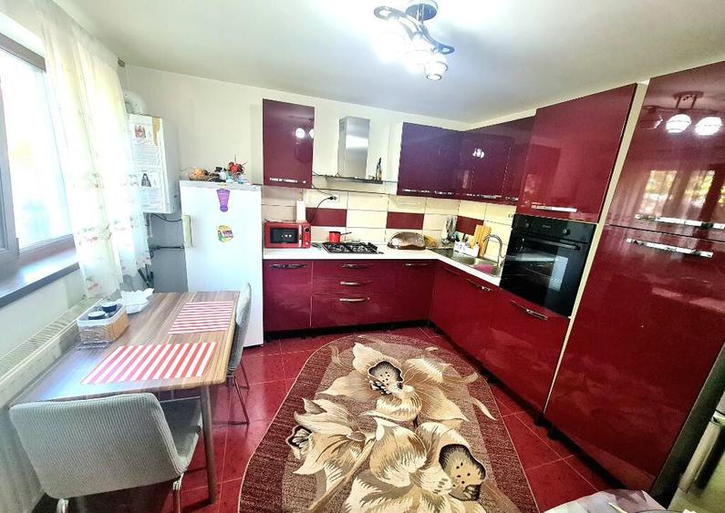 Casa P+ M , zona Chercea , construc?ie 2007 - 4