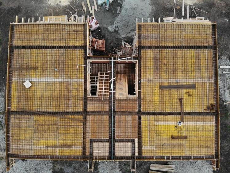 Casă individuală cu 4 camere cu Canalizare în Șura Mică