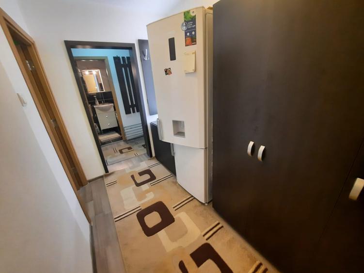 Apartament cu 2 camere decomandat, etajul 1/4, zona Metalurgiei - 4