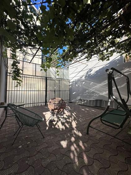 Casă de vânzare – Constanța, zona Trocadero – 199.900 € negociabil - 3