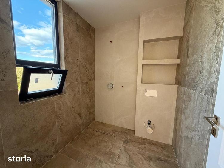 Casă cu 4 camere cu Teren 482 Mp în Șelimbăr