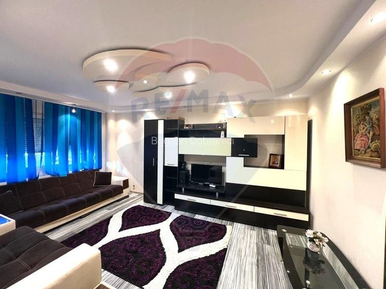 Apartament cu 3 camere decomandate de inchiriat ALECU RUSSO