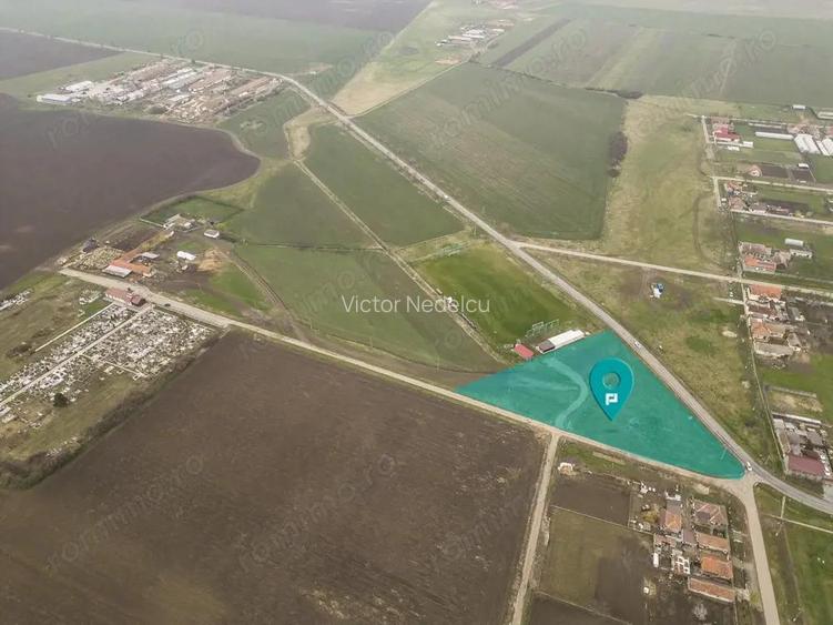 Teren construibil de investitii in Caporal Alexa