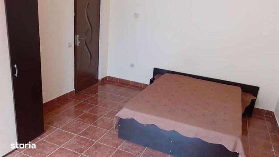 Inchiriez apartament strada Florilor - 4