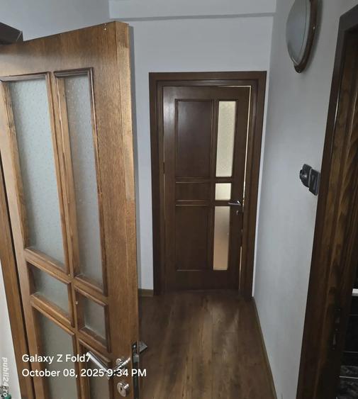 Schimb apartament cu 3 camere si 3 balcoane cu casa NU COLABOREZ CU AGEN?II IMOBILIARE - 1