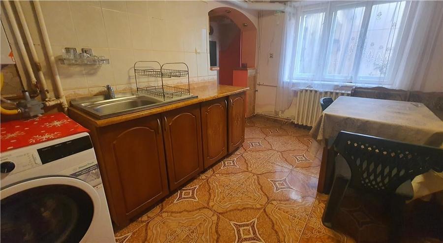 Oferta ! Imobil P+1 ?n zona Lupeni (reper supermarket Profi ) - 26