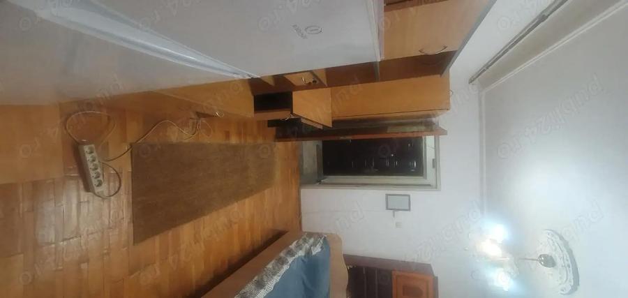 Garsoniera central gazda inchiriat bd.Independentei - 10