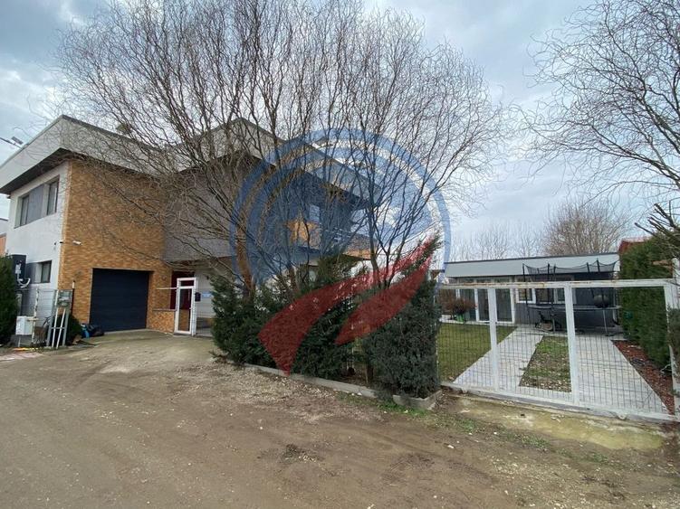 VILA DEOSEBITA ZONA AEROPORT 600 MP TEREN - 1