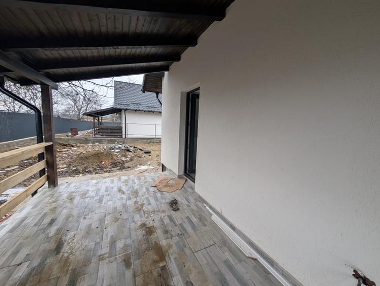 Casa Lilieci 3 dormitoare 2 bai, terasa + beci, canalizare - 4