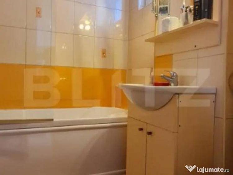 Apartament cu 3 Camere Spa?ios ?i Luminos de Vanzare Z - 7