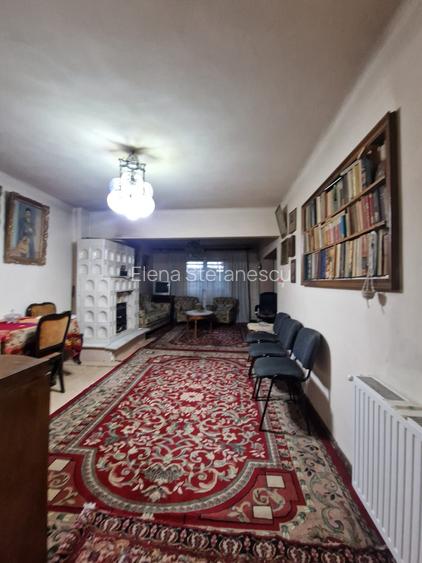 Eroii Revolutiei -  Casa  locuibila - teren 363 mp - deschidere 20.71 mp - P+1E