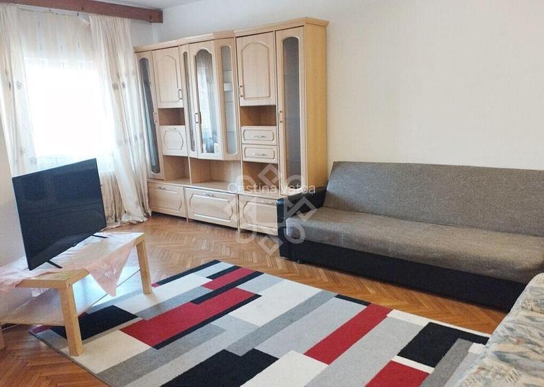 Apartament 3 camere de inchiriat B-dul Magheru Oradea Apartament 3 camere de inchiriat B-dul Magheru Oradea
