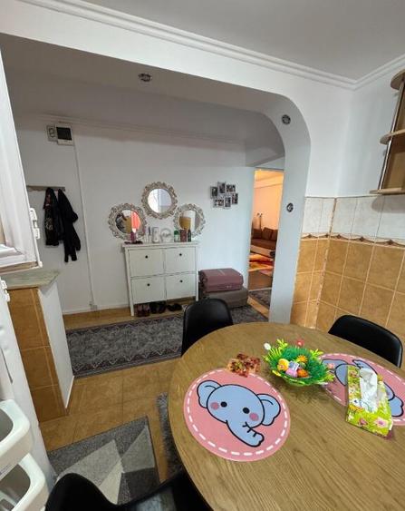 Vand apartament cu 2 camere decomandat - 6