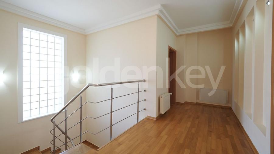 Vilă cu 5 camere | 2 garaje | 350mp gradina - 21