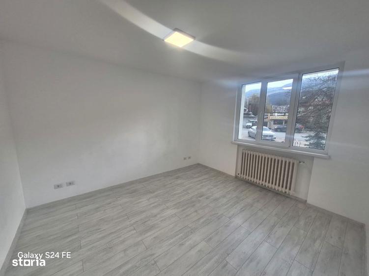 De inchiriat apartament 3 camere zona aleea tiparului - 6