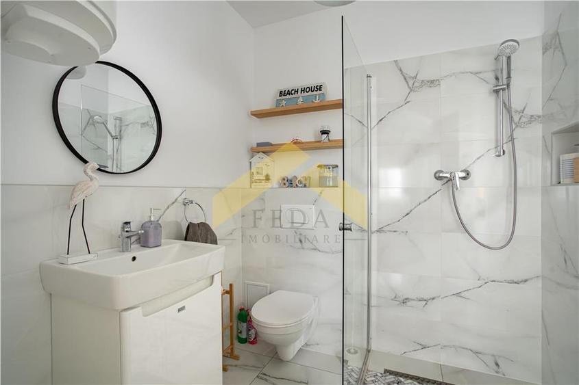 Casa la sol stil Neoclasic modren lux in Mandruloc - 13