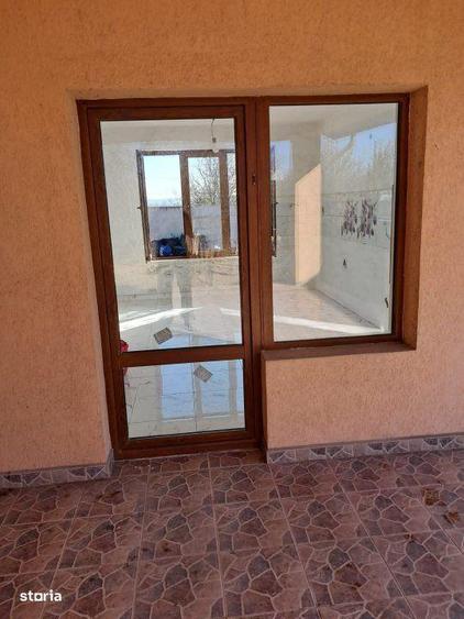 Casa Individuala Cu Teren De 3700Mp Bacu Str Ciorogarlei - 5