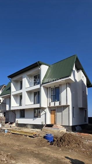 Vila noua P+1+M, 228 mp construiti, Fundeni Dobroesti, strada Balantei