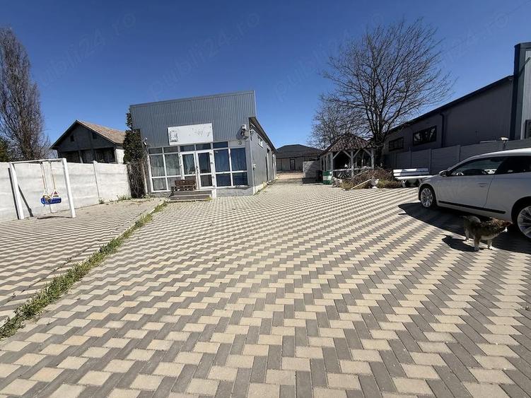 Proprietate deosebita de vanzare in Malu Mare preajba cu deschidere stradala - 2