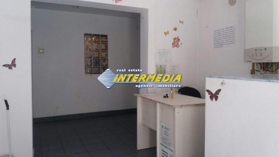 Spatiu Comercial 30 mp Vad Bun in Alba Iulia, Cetate. - 1