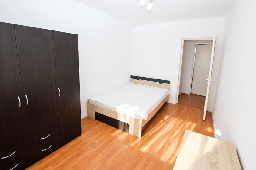 3 camere de inchiriat Al. Compozitorlilor 13 - 8