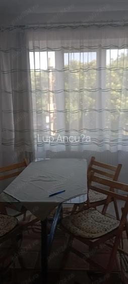 Inchiriez garsoniera