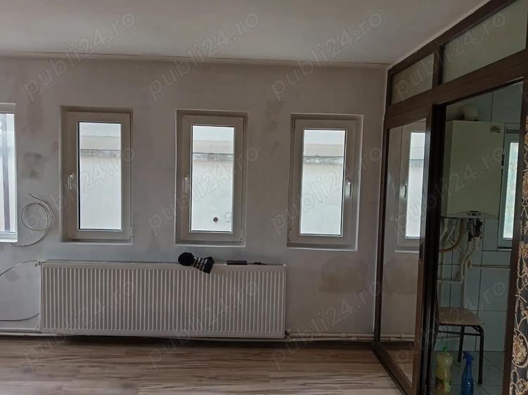 Vind garsoniera Mangalia 28Mp situata intr-o vila de apartamente ?i garsoniere Et2 str. ?epe? Voda - 5