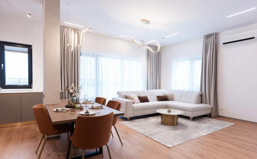 Apartament cu 4 camere decomandat, mobilat în Otopeni