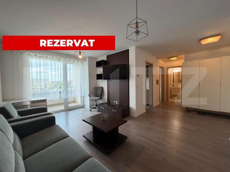 Apartament cu 2 camere decomandat, mobilat în Tractorul