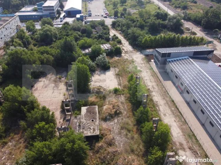 Teren intravilan, de vanzare, 28.760 mp, zona industriala T - 3