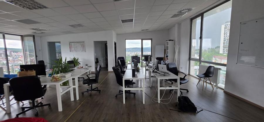 Vanzare spatiu birouri 135 mp, compartimentat, luminos, acces facil - 3