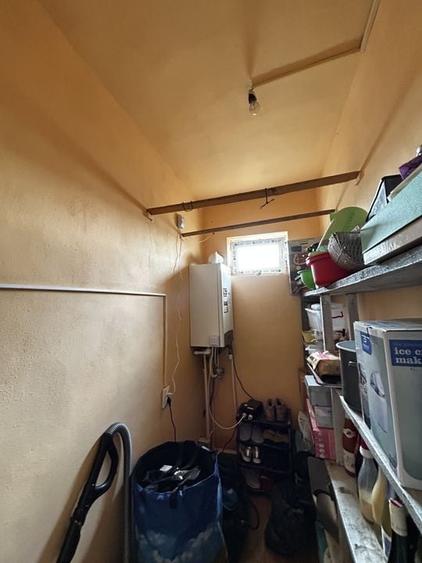 Casa 8 Camere Cu Teren 1500mp In Cermei - 42