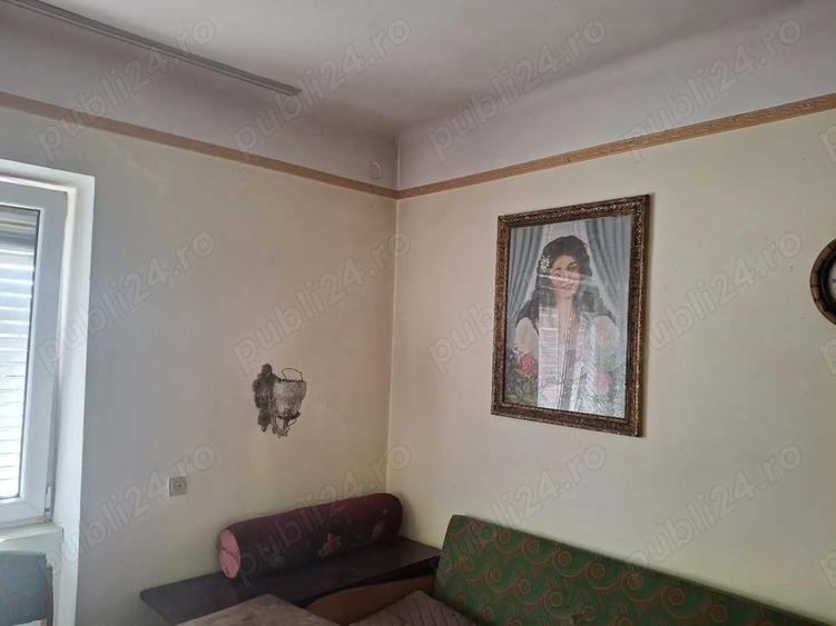 Casa de vanzare, 4 camere, zona centrala, ora? Pancota, jud. Arad - 1