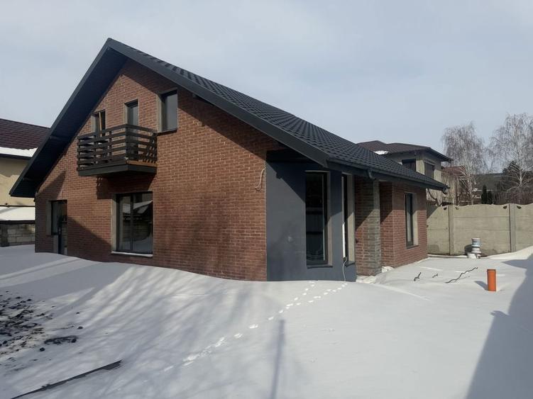 Casa la intrare in Sat Costi - 4