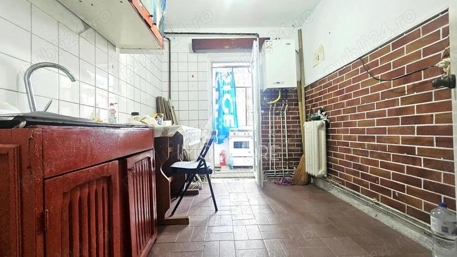 Apartament 3 camere, parter, strada 23 August Agriculturii - 5