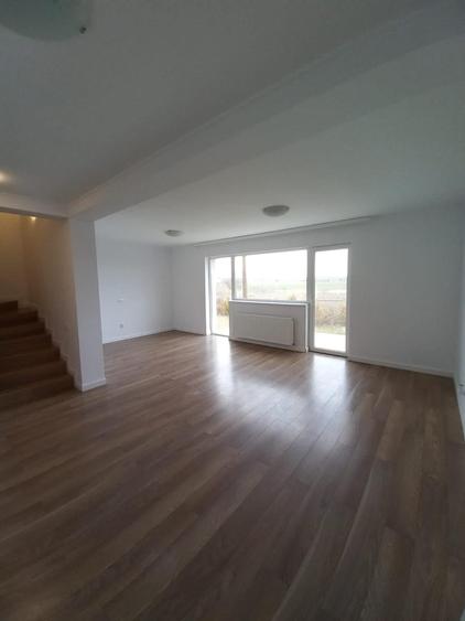 Vila individuala in Bella Casa Residence,Sabareni,Chitila, P+1+pod, curte 400 mp - 1