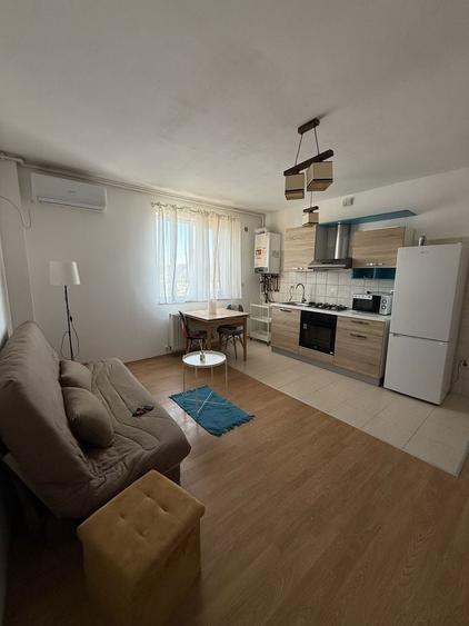 Inchiriez apartament 2 camere - 3