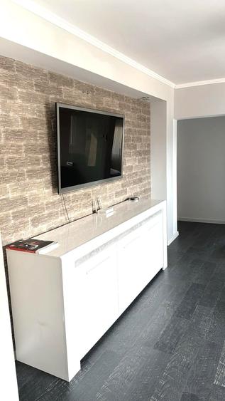 Apartament 3 camere 70mp Central finisat, mobilat si utilat modern  129.000eur - 3