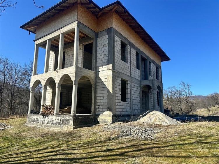 CASA DE VANZARE IN VALEA DOFTANEI - 21