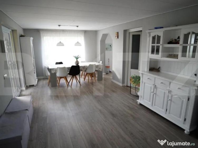 Casa de vanzare cu piscina - 15