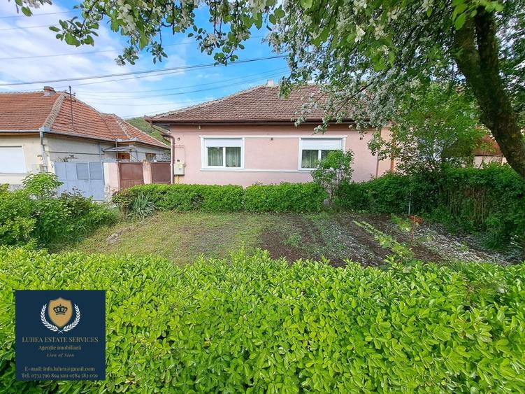 Casă de cărămidă arsă, Bocșa, Caraș Severin - 1