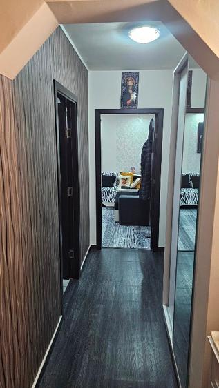 Vând Apartament 3 Camere ,Confort 1 - 9