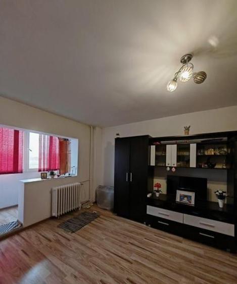 Titan-Diham-strada Nicolae Sebe-bloc 1980 - 2