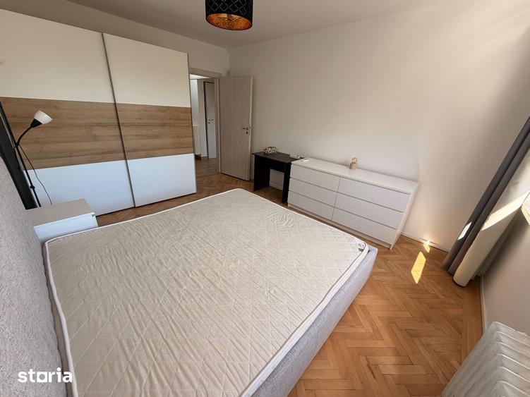 Apartament cu 2 camere decomandat în Titan