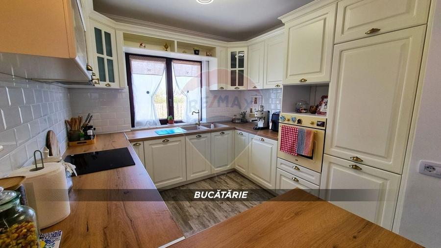 Casă cu 5 camere cu Teren 1000 Mp în Bozânta Mică