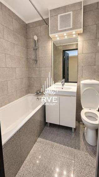 Apartament cu 3 camere în Drumul Taberei