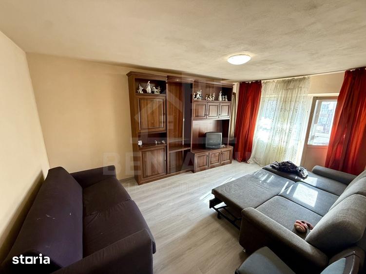 Apartament cu 2 camere decomandat în Craiovița Nouă