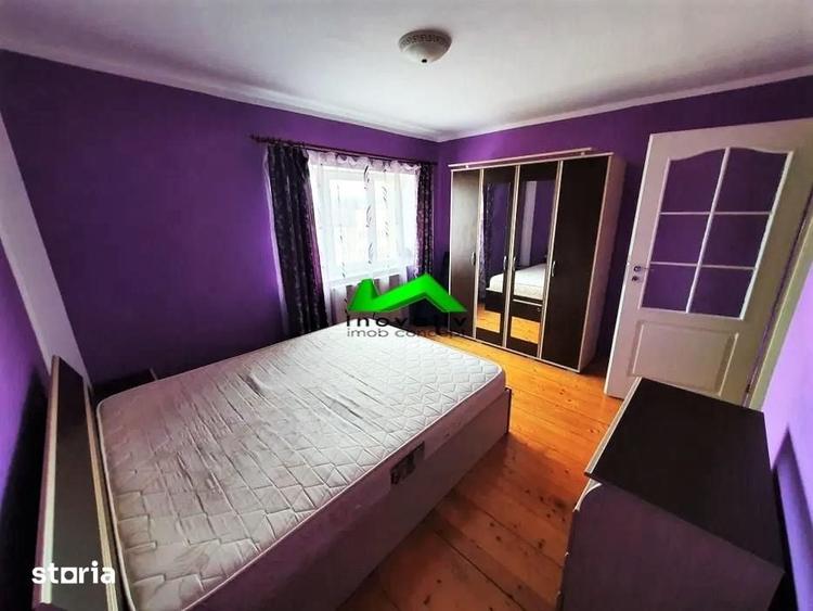 Apartament cu 3 camere decomandat, mobilat în Turnișor