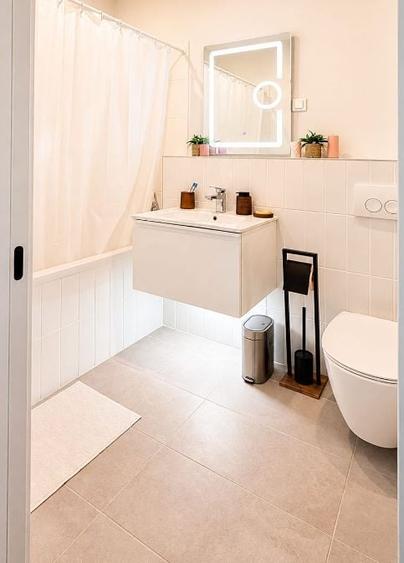 Apartament cu 2 camere decomandat, mobilat în Băneasa