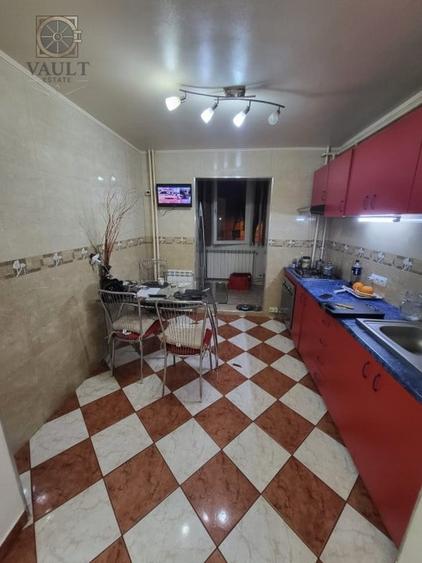 Apartament cu 3 camere decomandat, mobilat în Rahova